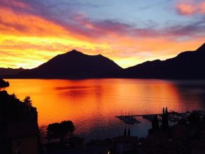 Fall In Love with Como Lake